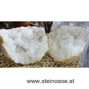 Schneequarz Kristall-Drusen Paar